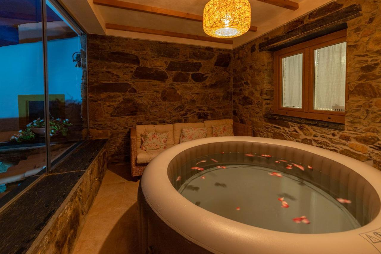 O Palheiro - Vista Panorâmica e Jacuzzi Sobreira Formosa Exterior foto